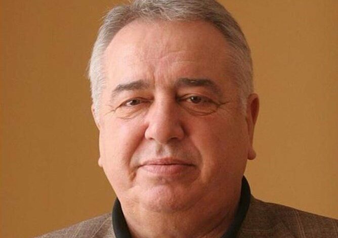 Бившият ректор на УНСС издъхна в катастрофа