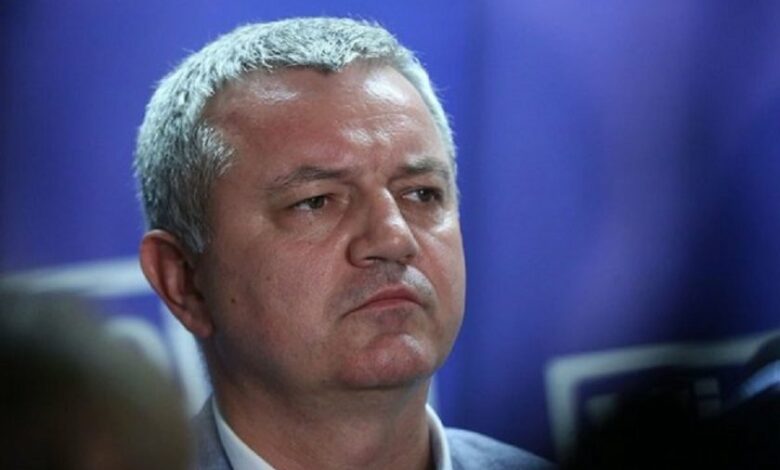Чудо! Министър в килия за далавери