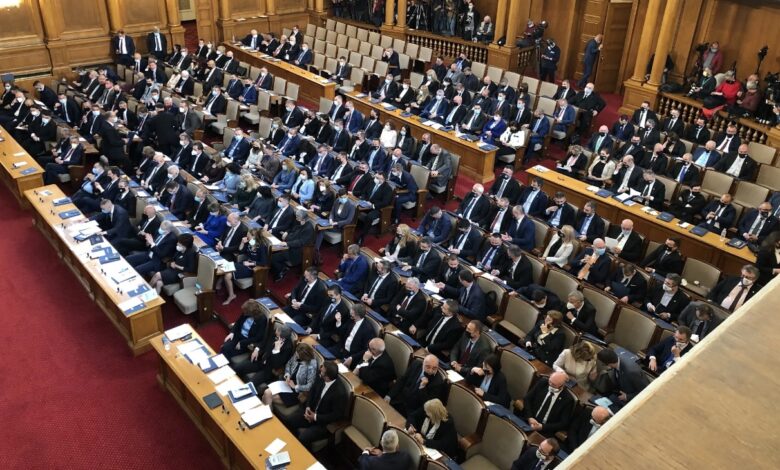 МЪЛНИЯ в Narod.bg: МВР спипа депутат от ГЕРБ, газил карантината! Присъдата е до 5 г. затвор