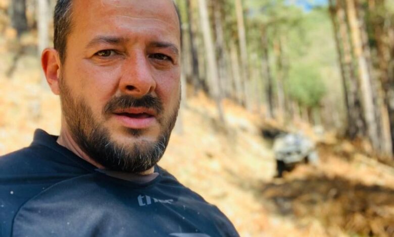 Сложиха прангите на лидер на Левски, използвал оръжие