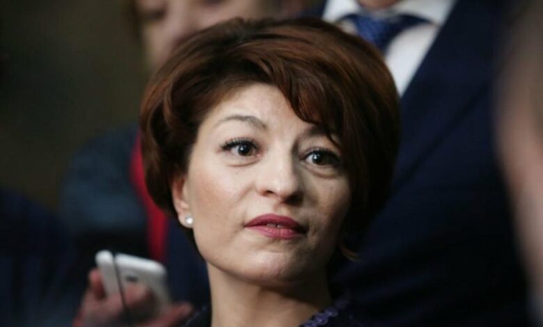 Десислава Атанасова: МВР лъже