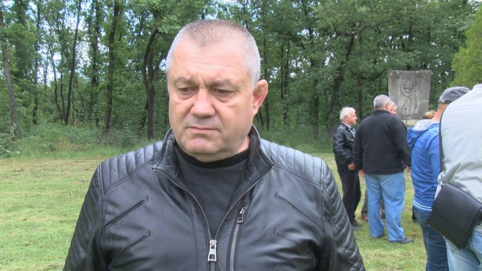 КПКОНПИ тресна любимец на Корнелия