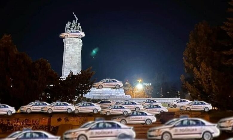 ПОЗОР! Три деца са арестувани за драскане по МОЧА