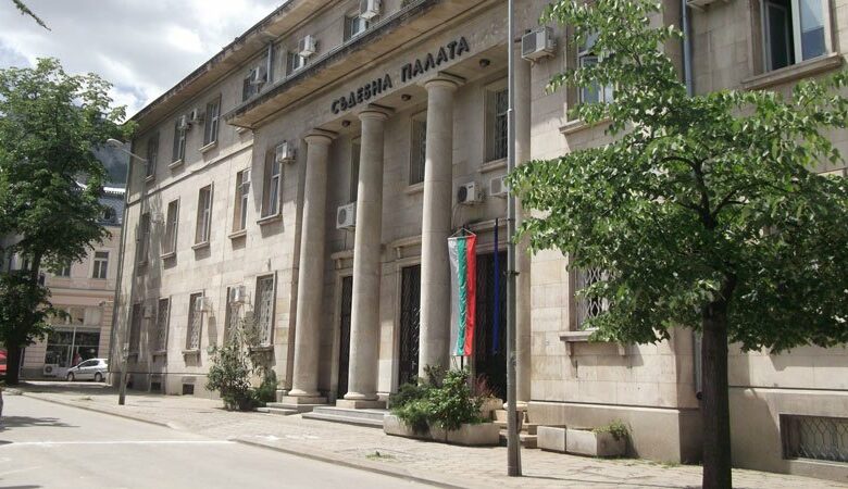 Хулиган заплаши със смърт кмета на Баница