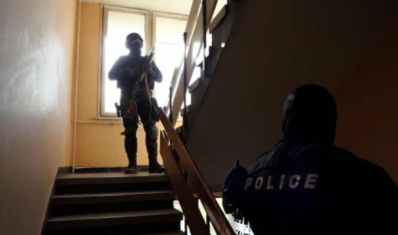 Съдът решава дали да остави в ареста убийците на полицая Любо Иванов