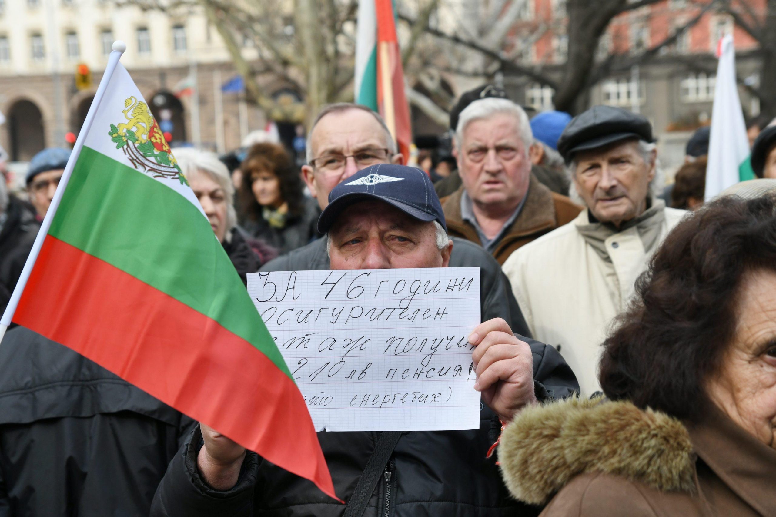 ЛЪЖА: Пенсиите няма да се увеличат с 20%
