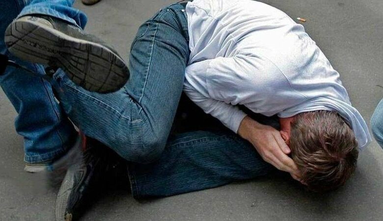Бабаит 3 пъти пердаши общинар заради бившата
