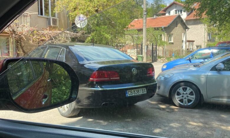 ДЪНО! Женски бой за паркиране в София