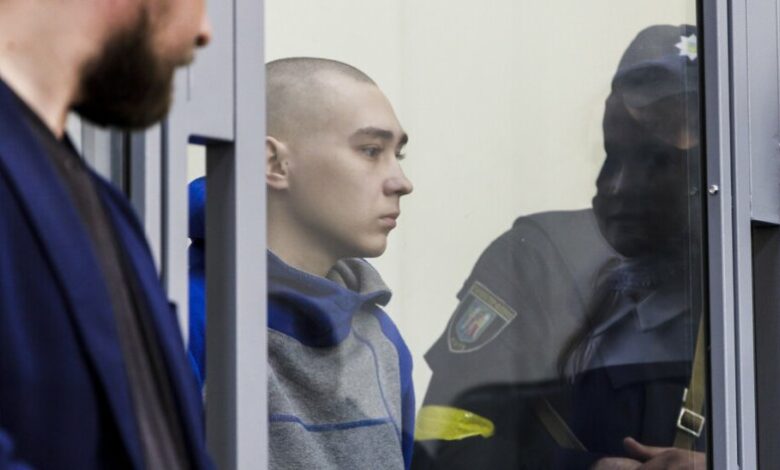 Доживотен затвор за руския войник, изправен пред украински съд
