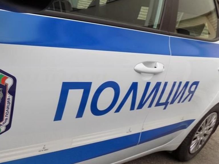 Камион се вряза в мост в Пловдив