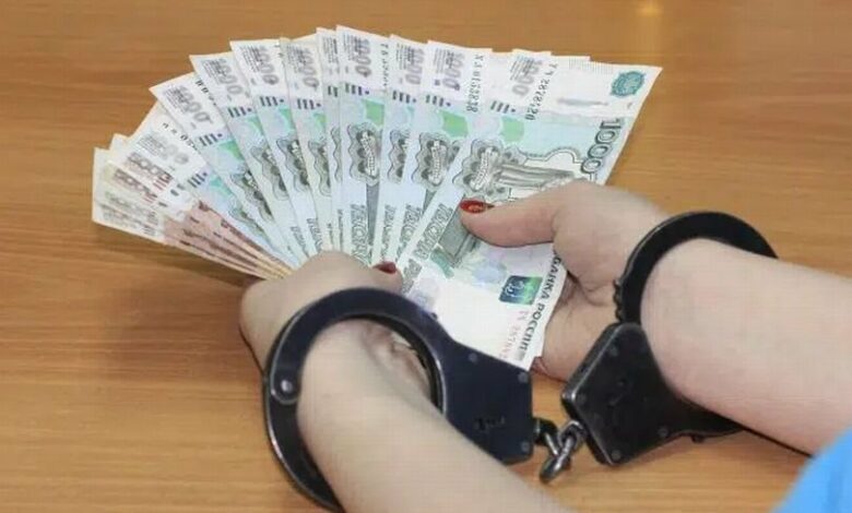 Съдят банкова служителка за присвояване на 440 000 лв.