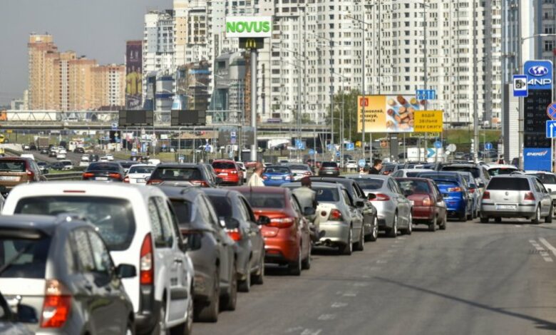 Украински журналист: Киев постепенно се връща към нормалния живот