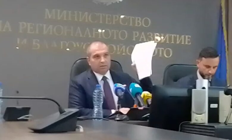 Гроздан Караджов съсипа премиера: Кирил Петков и „Продължаваме лъжата“ вече са се ос*али (ВИДЕО)