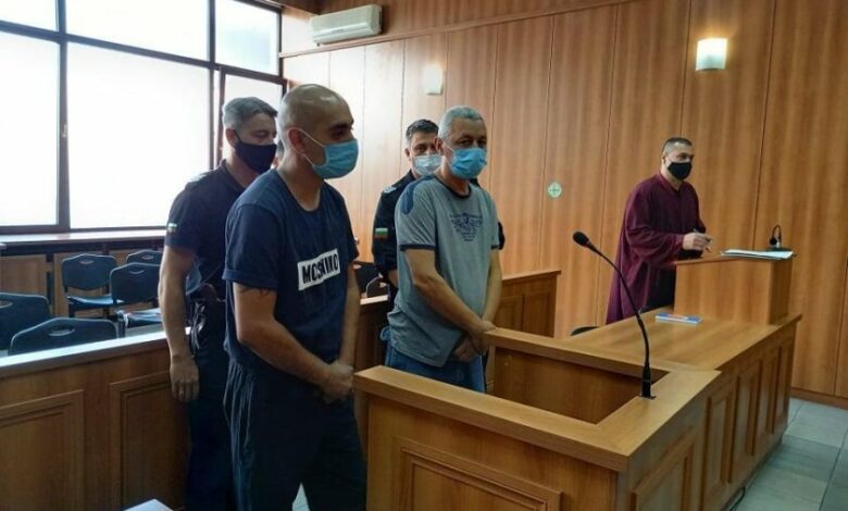 Братът на убития бездомник похотливец в Пловдив неоткриваем