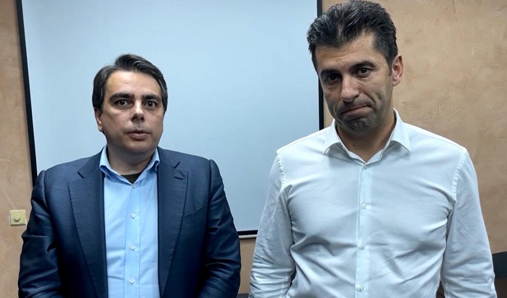 НЯМА ПРОШКА: Румен Радев погва далаверите на Киро&Асен с оръжия и горива