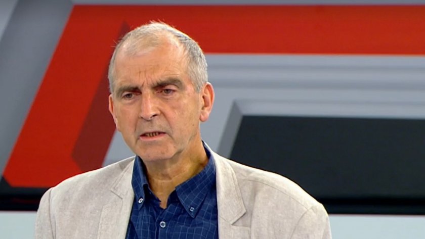 Проф. Ивайло Дичев: Имаше голяма стратегическа грешка с вълната от бежанци