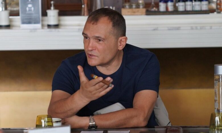 Прокуратурата чака ОАЕ за разпита на Васил Божков