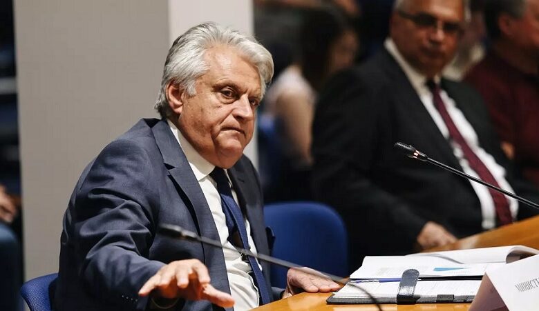 Бойко Рашков: Всички строителни договори на ГЕРБ – в съда!