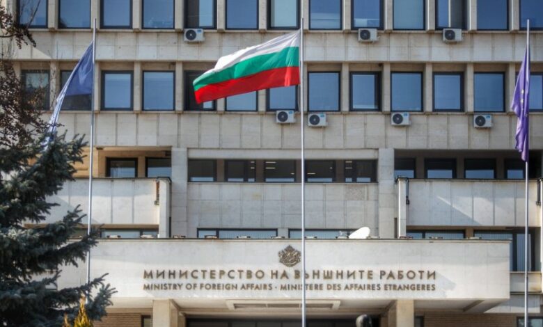 Външно връчи протестна нота на Владимир Кръстевски заради палежа в Битоля