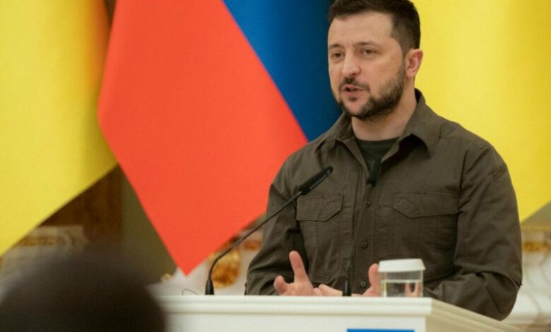 Зеленски: Украйна не трябва да бъде оставяна в "сивата зона"