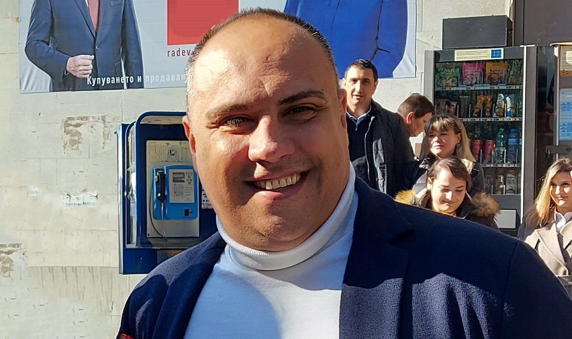 ЧЕРВЕНА МАФИЯ: Общинар от БСП лобира за транспортната фирма на жена си