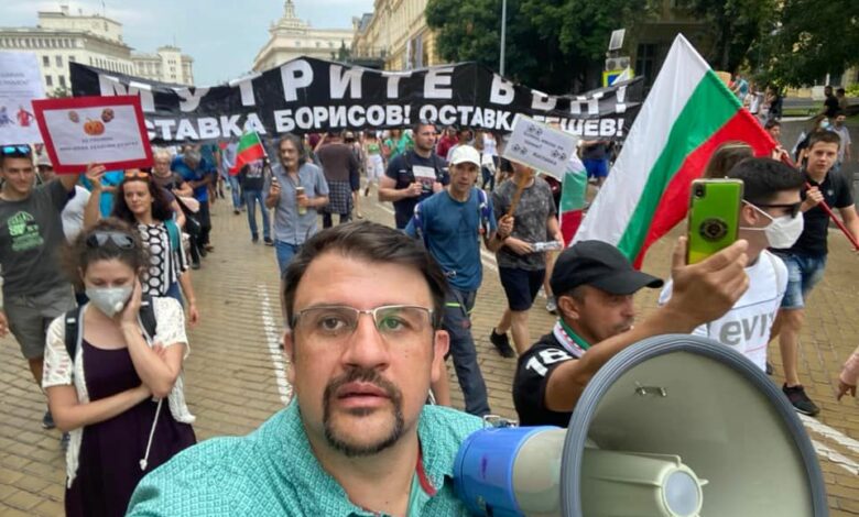 Narod.bg пита: Прокуратурата разследва ли Настимир Ананиев за педофилия?