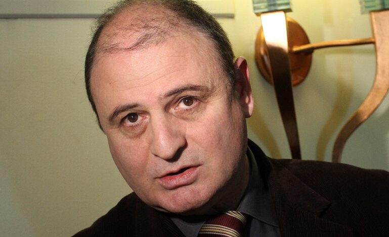 Само в Narod.bg: Партийният номад Николай Радулов забъркан в източването на 50 000 евро с ортак от Русия