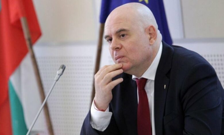 Гешев се жали: Наказателният ни кодекс е от социализма, не работи