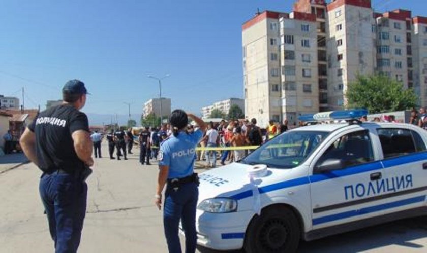 Трима млатиха ром в &bdquo;Столипиново&ldquo;