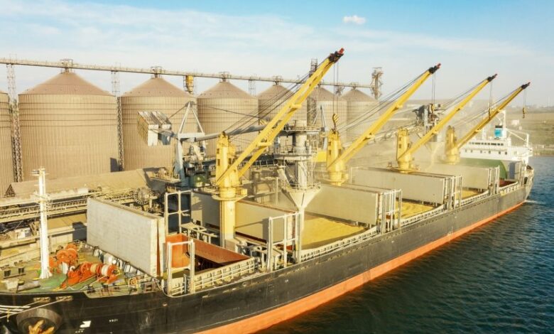Украйна и Русия преговарят за износа на украинското зърно