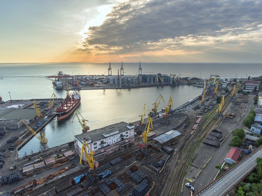 Украйна преговаря с Турция и ООН за износа на зърно