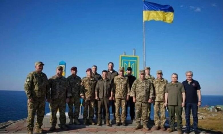 Знамето на Украйна отново се вее на Змийския остров