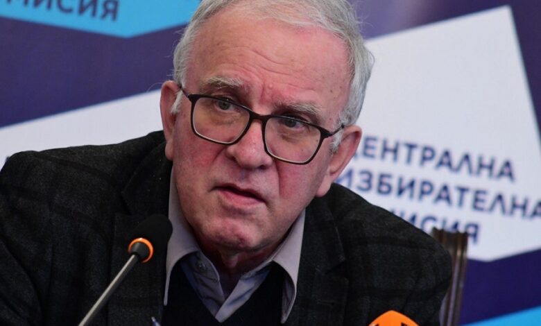 ОФИЦИАЛНО: Мъртъвци пълнят партийните листи