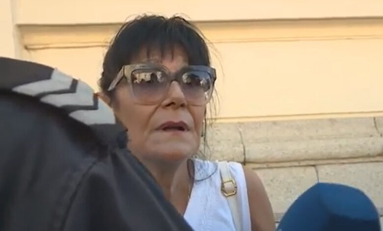 Само в Narod.bg: Ива Николова опита да се внедри при Стефан Янев с 5000 лв. заплата