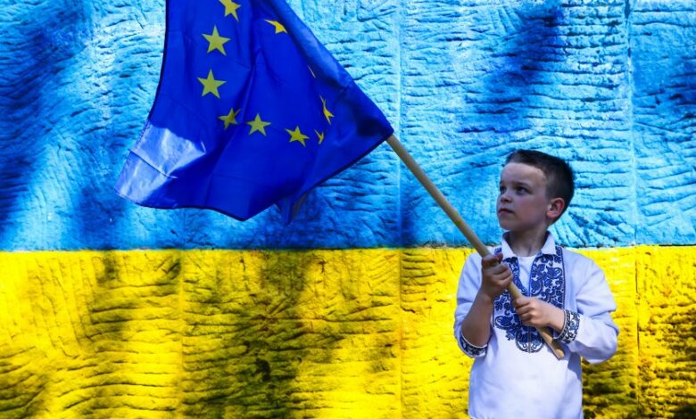 ЕК изплати 500 млн. евро помощ на Украйна