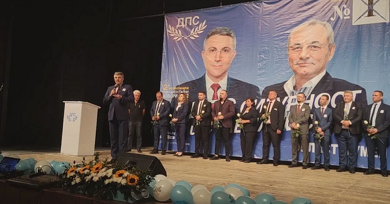 „Няма пари за кебапчета”: Абсурдите на кампанията за вота на 2 октомври