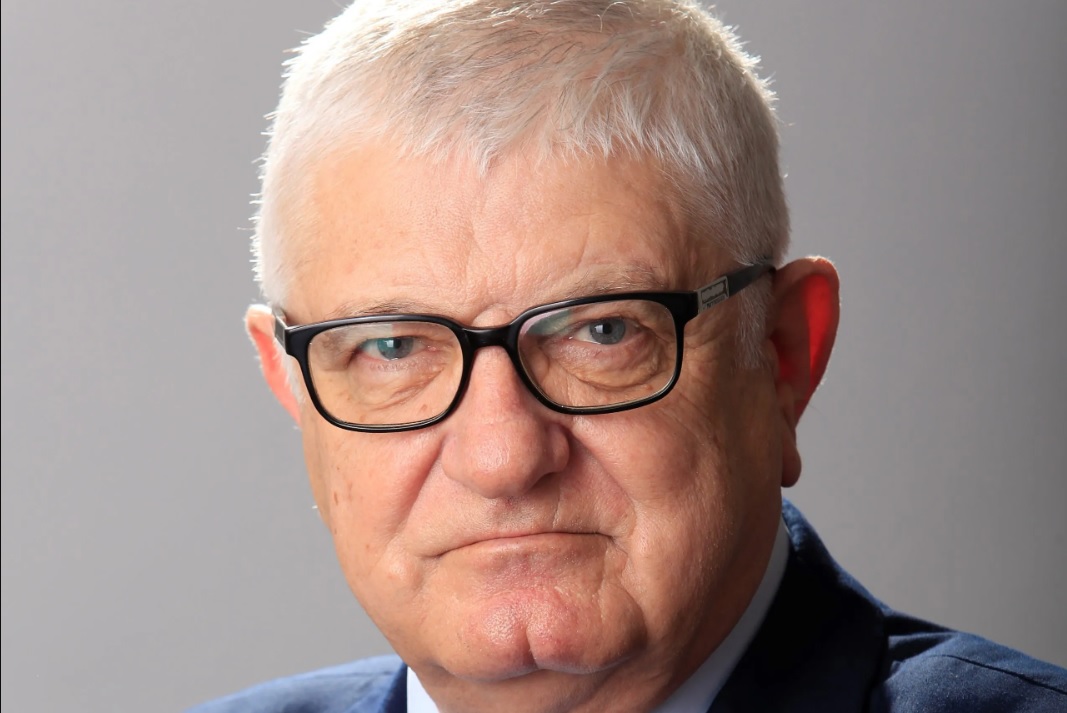Операция „Цвете“ в Narod.bg: Ето кой спасил Петър Кънев от арест за поръчката на 14-годишно момиче за платена любов