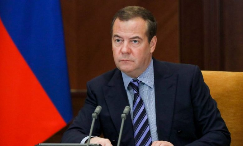 Медведев: Русия може да поиска пълна капитулация на Украйна