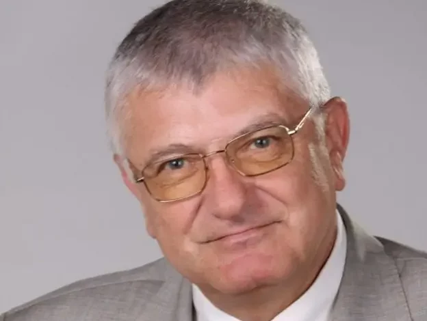 ГДБОП РАЗКРИ: Петър Кънев поръчвал непълнолетни проститутки на сводницата Лиляна Биланова