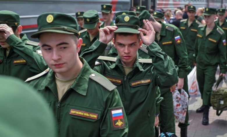 Руснаците питат как да се предадат още преди да са стъпили на фронта