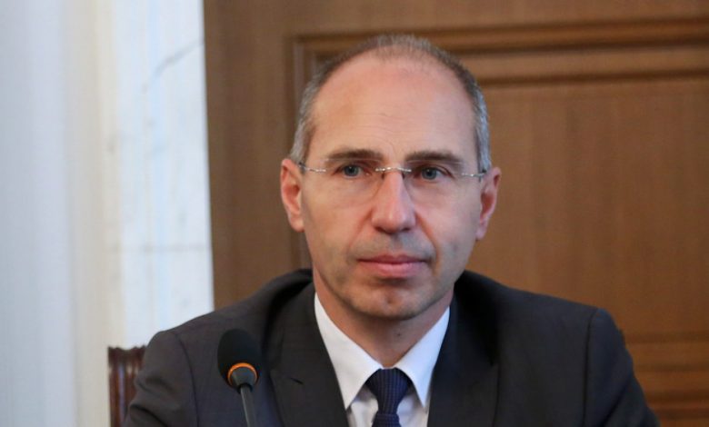 ИЗМАМА? Веско Сиелата достави машините за вота без обществена поръчка, папка 8 милиона