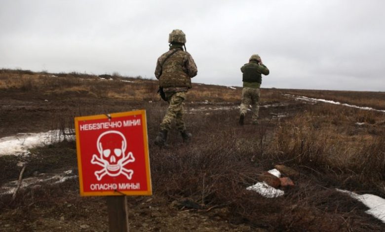 Украйна трябва да разминира 12 000 кв. км в Харковска област