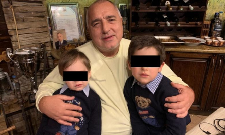 Политически башибозук: Гушкат внуци, пеят песни, а ни готвят гилотина