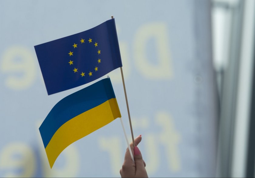 ЕС дава допълнително 500 млн. евро за армията на Украйна