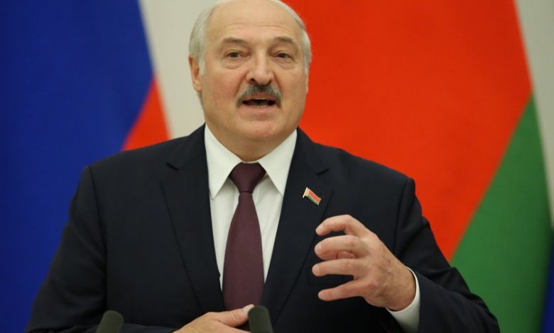 Лукашенко призна, че Беларус воюва срещу Украйна