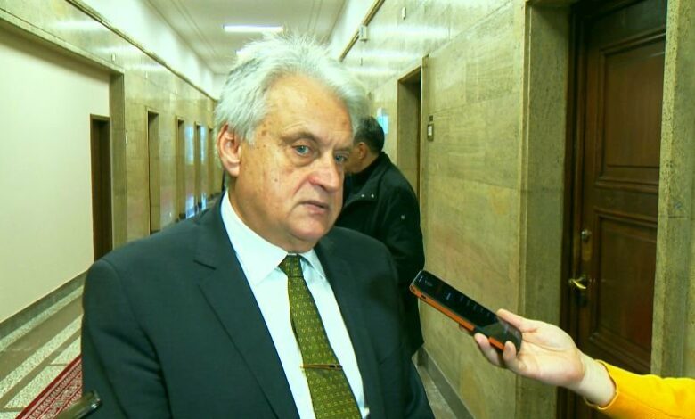 Бойко Рашков към Калин Стоянов: Прави се на герой, не познава случая със "самолетчетата"