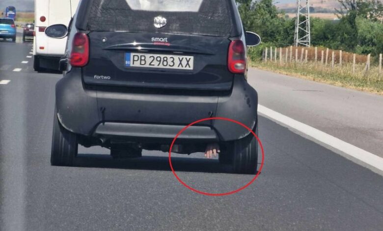 ШОК! Труп се вози в Смарт на магистрала "Тракия"