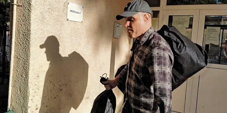 Lupa.bg позна: Тежък гастрит праща Брендо в лечебницата на затвора!