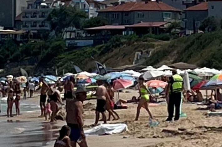 Турист се удави на плажа в Приморско (снимки 16+)