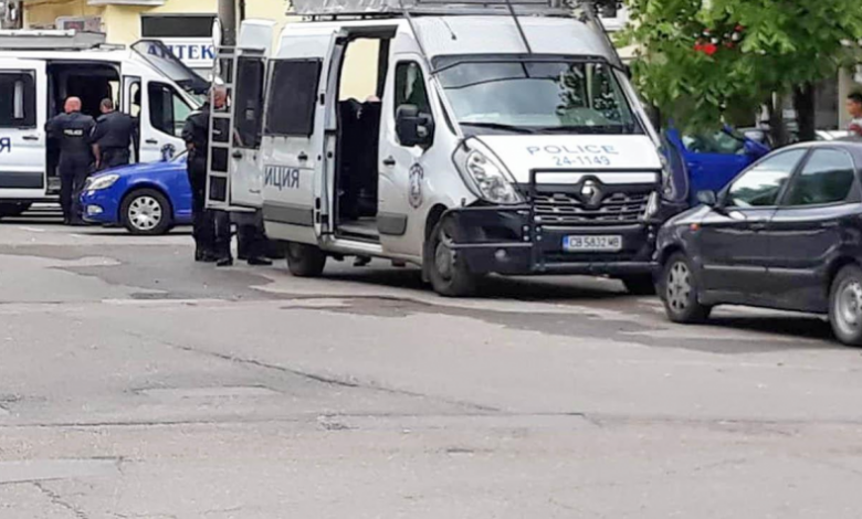 Хванаха двама издирвани мъже край Велико Търново